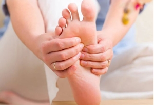 Dấu hiệu bàn chân cảnh báo bệnh nan y