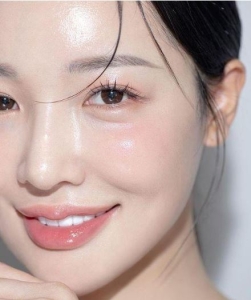 Cải thiện tình trạng vùng da dưới mắt nhăn nheo, chảy xệ