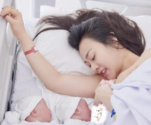 Diễn viên Phương Oanh hạ sinh hai con sinh đôi
