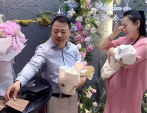 Phương Oanh bật khóc khi thấy chồng viết thư cảm ơn đón 3 mẹ con về nhà