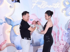 Phương Oanh gần như đã lấy lại vóc dáng như trước chỉ sau 1 tháng sinh con