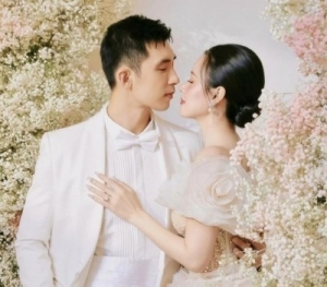 Midu và Minh Đạt khoe khoảnh khắc ngọt ngào, lãng mạn