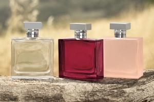 Khám phá cuộc phiêu lưu của sự lãng mạn với hương thơm Romance Eau de Parfum Intense