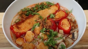 Thực đơn hàng ngày: Bún chả tôm