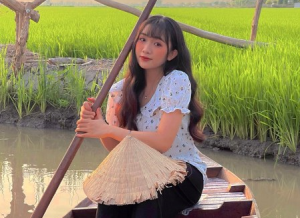 Diệu Kiên - nữ ca sĩ trẻ mang âm hưởng miền Tây sở hữu hit 45 triệu view là ai?