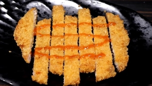 Thực đơn hàng ngày: Sườn cốt lết chiên xù