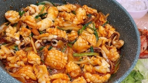 Thực đơn hàng ngày: Mực xào sa tế