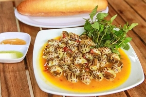 Thực đơn hàng ngày: Ốc hương xào bơ tỏi