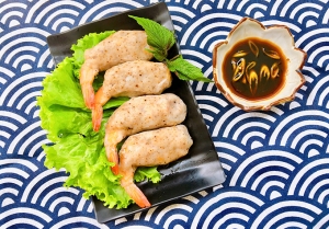 Thực đơn hàng ngày: Chả cuộn tôm hấp 