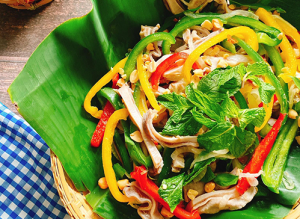 Thực đơn hàng ngày: Gỏi bao tử heo trộn ớt chuông