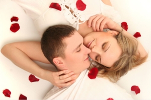 Mẹo dạo đầu giúp ‘cuộc yêu’ thêm nồng cháy