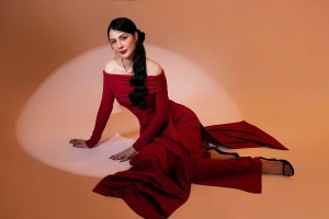 Ngọc Thúy thực hiện bộ ảnh thời trang dịp đầu xuân 