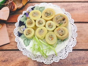 Thực đơn hàng ngày: Măng nhồi thịt om