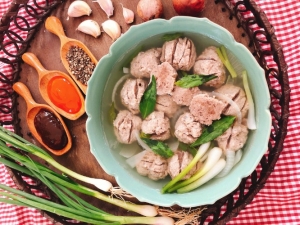 Thực đơn hàng ngày: Canh bò viên