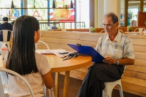 Alma Resort tổ chức chương trình vẽ chân dung nghệ thuật