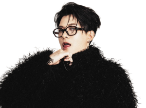 Anh Tú Atus khoe thân hình săn chắc