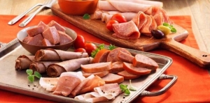 Thực phẩm nào gây hại nhất cho làn da?