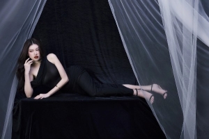 Á hậu Ngọc Thảo gợi cảm trong bộ ảnh mới