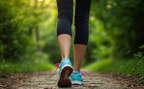 Đi bộ khi đói có giúp giảm mỡ bụng?