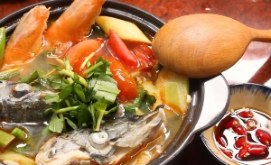 Thực đơn hàng ngày: Canh cá hồi 