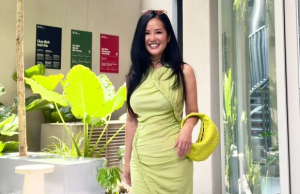 Diva Hồng Nhung lạc quan