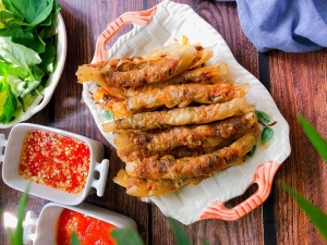 Thực đơn hàng ngày: Chả giò que