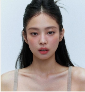 Thoa phấn má hồng theo từng độ tuổi