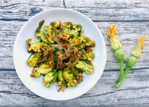 Thực đơn hàng ngày: Bí nụ xào thịt bò