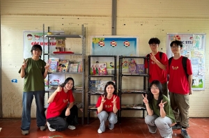 Chiến dịch “Họa màu nắng - Vẽ nét thương”