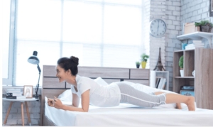 Bài tập giúp cơ thể săn chắc ngay trên giường