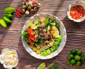 Thực đơn hàng ngày: Gỏi thịt bò cà pháo