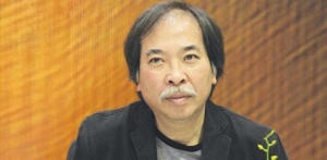 Nhà thơ Nguyễn Quang Thiều bị tai nạn giao thông khi đang chở vợ