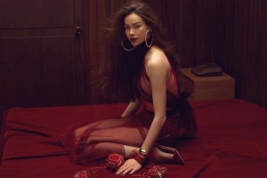 Hồ Ngọc Hà chuộng sắc đỏ