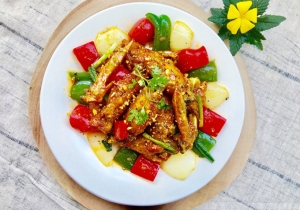 Thực đơn hàng ngày: Cánh gà chiên sa tế tỏi