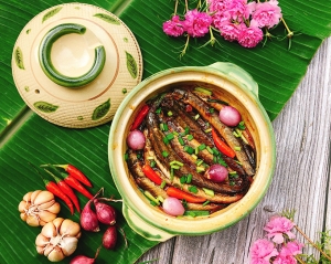 Thực đơn hàng ngày: Cá kèo kho tộ