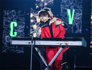 Hai anh em Khắc Việt - Khắc Hưng tài năng của showbiz Việt