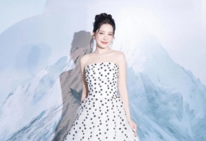 Chi Pu gây ấn tượng với gu thời trang đẳng cấp