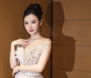 Midu khoe trọn vóc dáng thon gọn