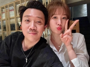 Trấn Thành chia sẻ xúc động về bệnh của bà xã