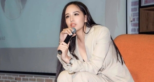 Hoa hậu Mai Phương Thúy tận hưởng cuộc sống độc thân