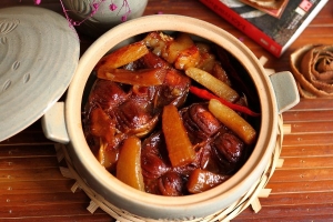 Thực đơn hàng ngày: Cá kho củ cải