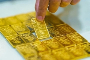 Giá vàng ngày 28/8/2025: SJC và vàng nhẫn lên đỉnh mới, rủi ro ở phía trước