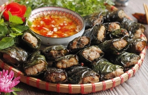 Thực đơn hàng ngày: Chả lá xương sông