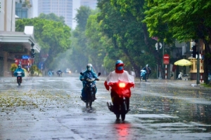 Dự báo thời tiết ngày 30/10/2025: Hà Nội ngày và đêm có mưa rải rác