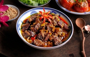 Thực đơn hàng ngày: Bò kho sả ớt