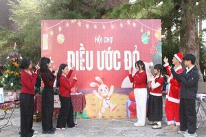 Hội chợ “Điều ước đỏ” - Trao yêu thương, thắp sáng ước mơ