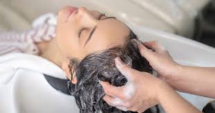  5 điều cần lưu ý gội đầu mùa đông để tránh đột quỵ