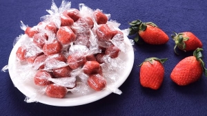 Thực đơn hàng ngày: Kẹo dâu tây