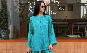 Áo bà ba được lăng xê mùa xuân 2026