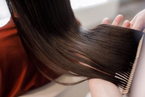 Sau khi nhuộm vì sao tóc dễ khô xơ và hư tổn 